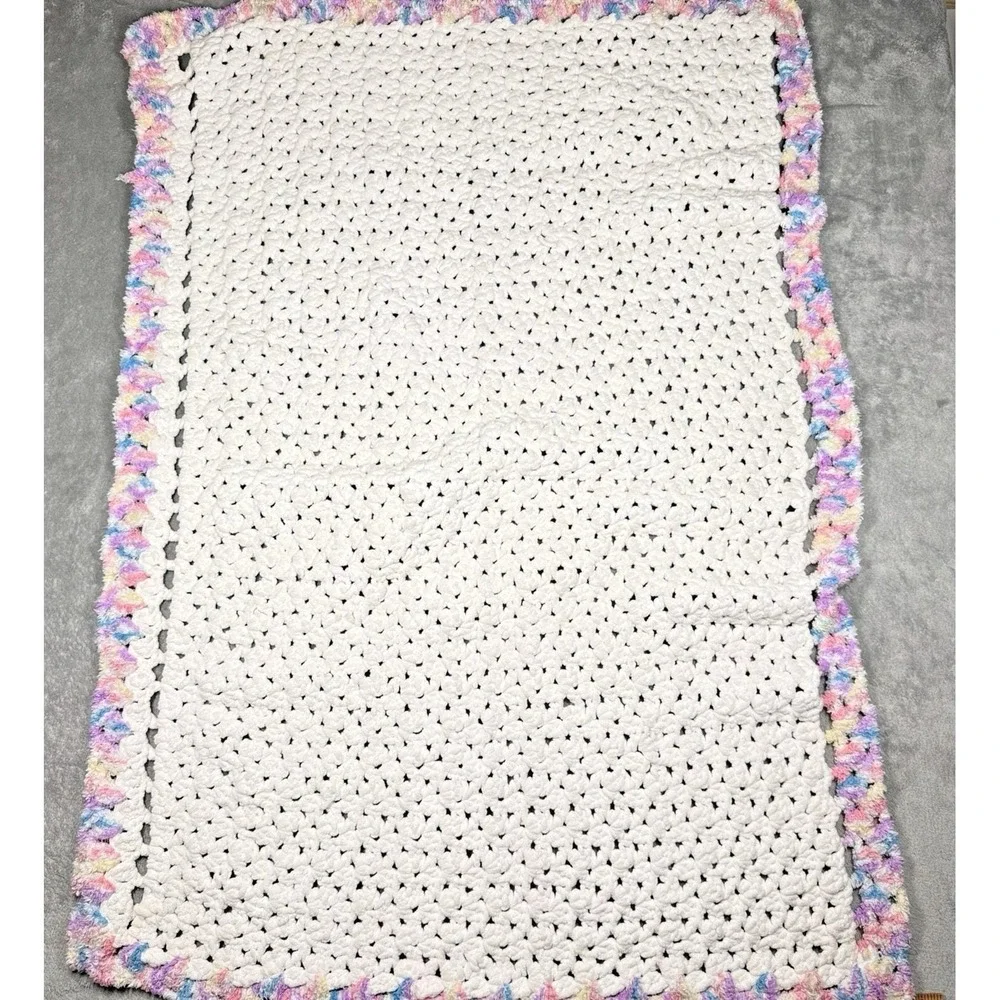 Handmade Crochet Baby Blanket Hat Scarf Set‎ 44x33 Pastel Nursery Gift